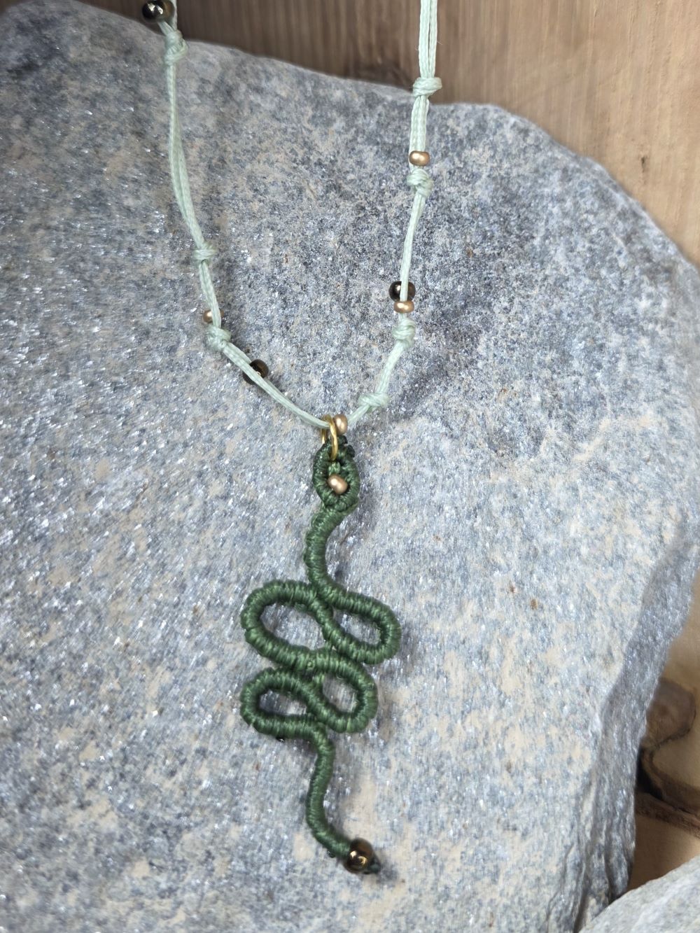 Μακραμε χειροποίητο κολιέ φίδι σε πολλά χρώματα - Image 6