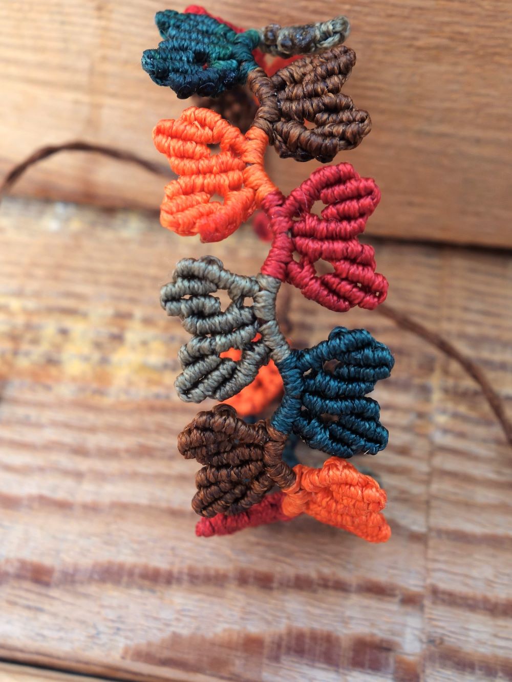 Χειροποίητο μακραμε βραχιόλι Leaf Whisper - Image 2