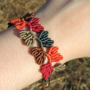 Χειροποίητο μακραμε βραχιόλι Leaf Whisper