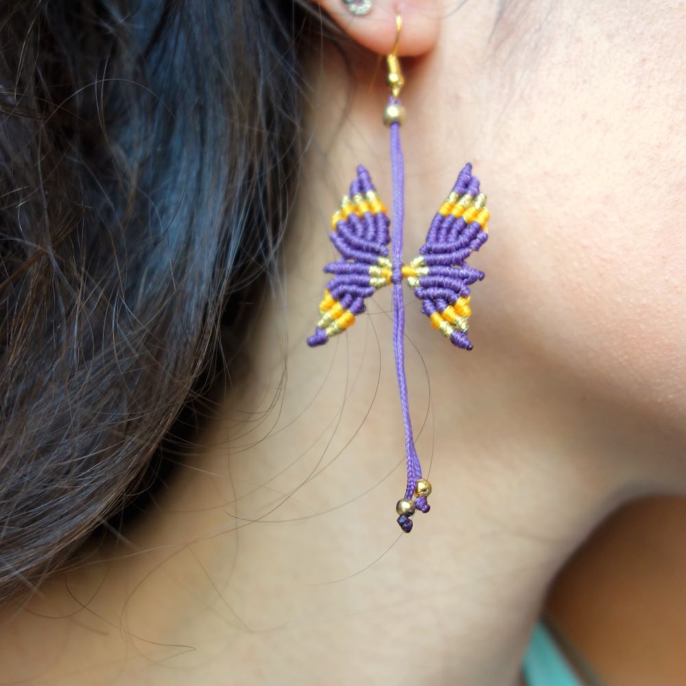 Butterfly Flow - Μακραμε σκουλαρίκια σε μωβ και πορτοκαλί - Image 4