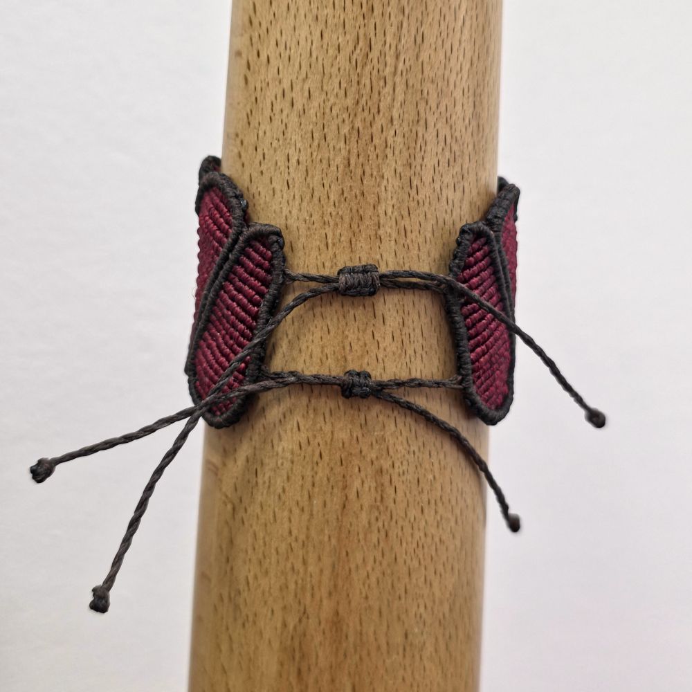 Red Whisper - Χειροποίητο μακραμε βραχιόλι καρδιές - Image 4